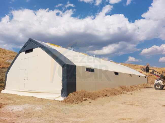 Çankırı’da kurduğumuz 10×30 m hayvan çadırı Çankırı’da kurduğumuz 10x30 m hayvan çadırı