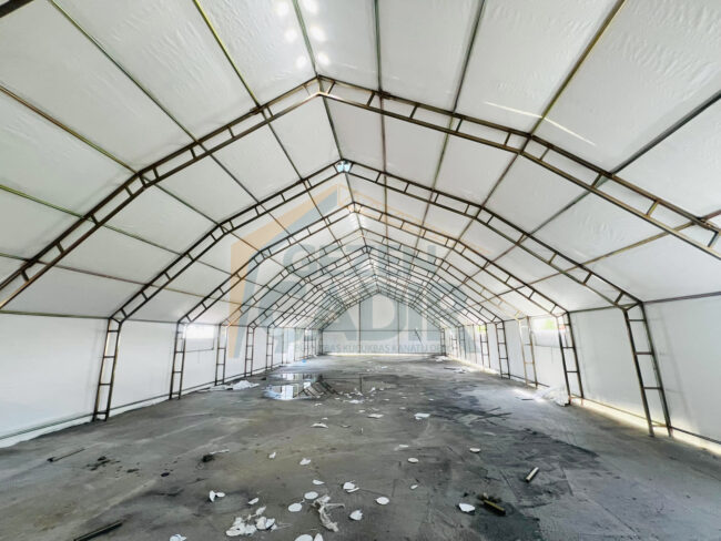 Kars, 10×24 m – çadırın iç görünümü Kars, 10x24 m – çadırın iç görünümü