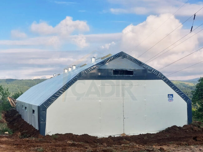 Ordu'da kurduğumuz 10x30 m hayvan çadırı