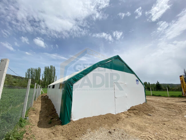 Uşak, 8×14 m – çadır Uşak, 8x14 m – çadır